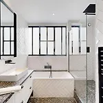 178 Cesar - Superb In *